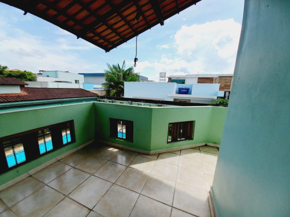 Imagem Casa com 4 Quartos à Venda, 300 m² em Ponta Negra - Manaus