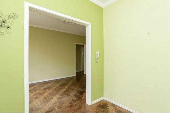 Imagem Imóvel com 2 Quartos à Venda, em Petrópolis - Porto Alegre Imagem Imóvel com 2 Quartos à Venda, em Petrópolis - Porto Alegre