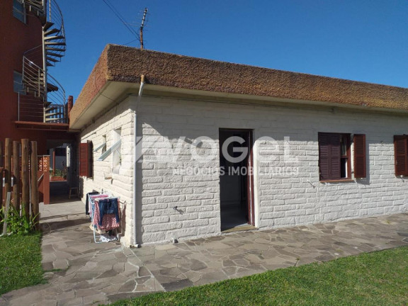 Imagem Casa de Condomínio com 2 Quartos à Venda, 50 m² em Bairro Não Informado - Tramandai