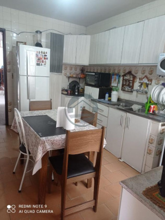 Imagem Casa com 4 Quartos à Venda, 284 m² em Centro - Pelotas Imagem Casa com 4 Quartos à Venda, 284 m² em Centro - Pelotas