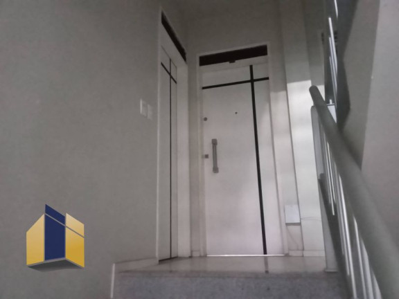 Imagem Apartamento com 2 Quartos à Venda, 130 m²