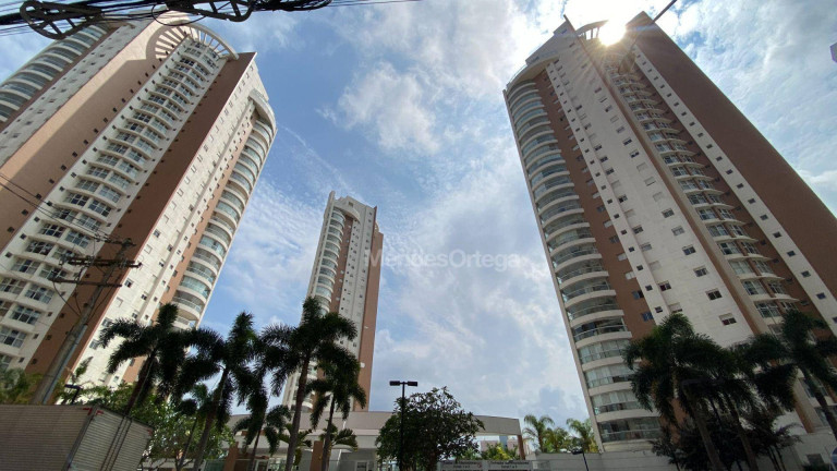 Apartamento com 3 Quartos à Venda, 232 m² em Parque Campolim - Sorocaba