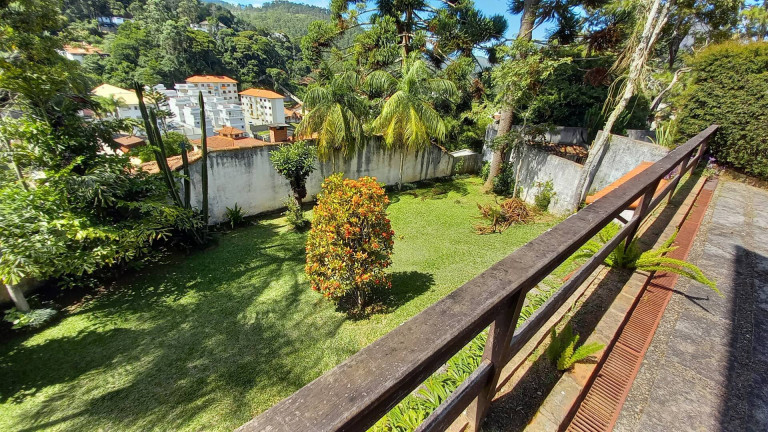 Casa com 3 Quartos à Venda,  em Parque Santa Eliza - Nova Friburgo