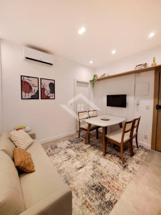 Imagem Apartamento com 1 Quarto à Venda, 35 m² em Copacabana - Rio De Janeiro