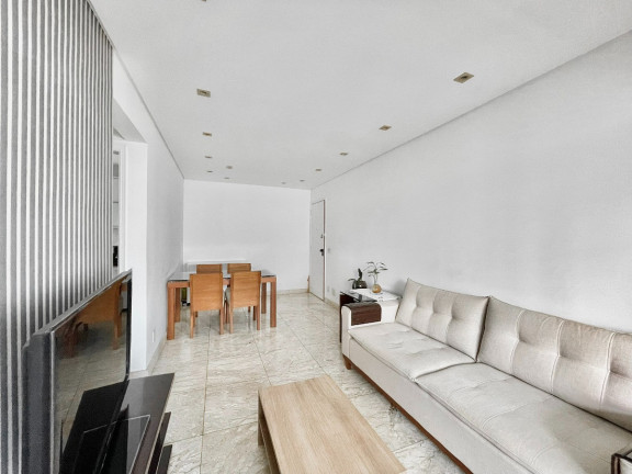 Apartamento com 2 Quartos à Venda, 61 m² em Aclimação - São Paulo