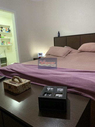 Imagem Apartamento com 3 Quartos à Venda, 220 m² em Pitangueiras - Guarujá Imagem Apartamento com 3 Quartos à Venda, 220 m² em Pitangueiras - Guarujá