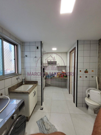 Imagem Apartamento com 3 Quartos à Venda, 130 m² em Itapuã - Vila Velha Imagem Apartamento com 3 Quartos à Venda, 130 m² em Itapuã - Vila Velha