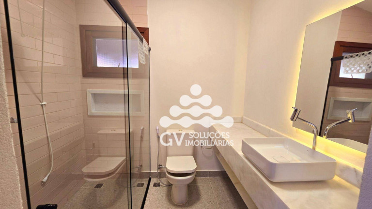 Imagem Casa com 5 Quartos à Venda, 220 m² em Condomínio Lagoinha - Ubatuba Imagem Casa com 5 Quartos à Venda, 220 m² em Condomínio Lagoinha - Ubatuba