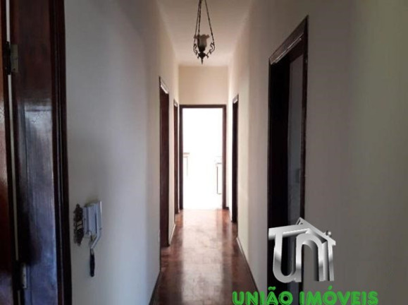 Imagem Casa com 3 Quartos à Venda, 172 m² em Centro - Bragança Paulista Imagem Casa com 3 Quartos à Venda, 172 m² em Centro - Bragança Paulista
