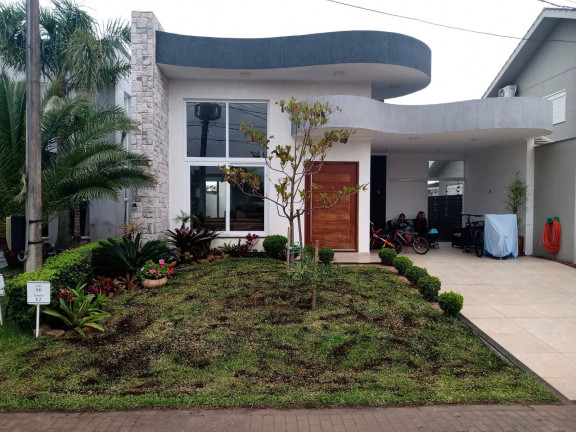 Imagem Casa com 4 Quartos à Venda, 300 m² em Centro - Xangri-lá Imagem Casa com 4 Quartos à Venda, 300 m² em Centro - Xangri-lá