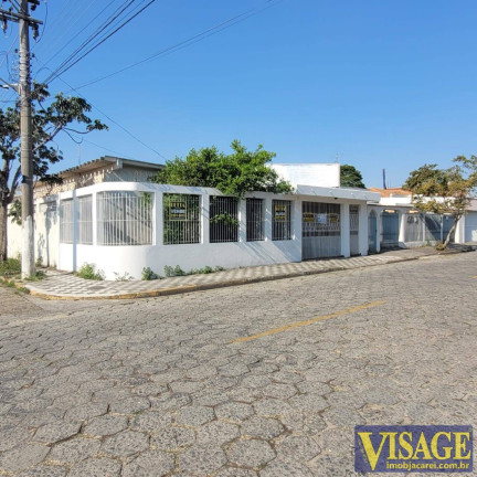 Imagem Casa com 3 Quartos à Venda, 250 m² em Pq. Brasil - Jacareí Imagem Casa com 3 Quartos à Venda, 250 m² em Pq. Brasil - Jacareí