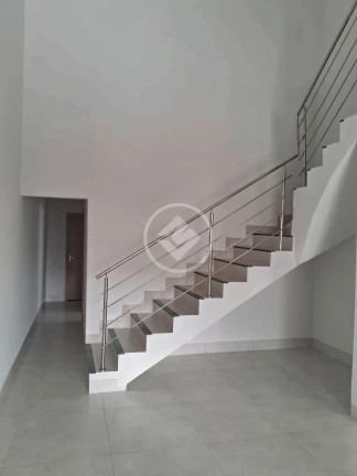 Imagem Sobrado com 3 Quartos à Venda, 149 m² em Setor Três Marias - Goiânia Imagem Sobrado com 3 Quartos à Venda, 149 m² em Setor Três Marias - Goiânia