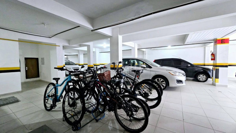 Apartamento com 2 Quartos à Venda, 110 m² em Centro - Balneário Camboriú