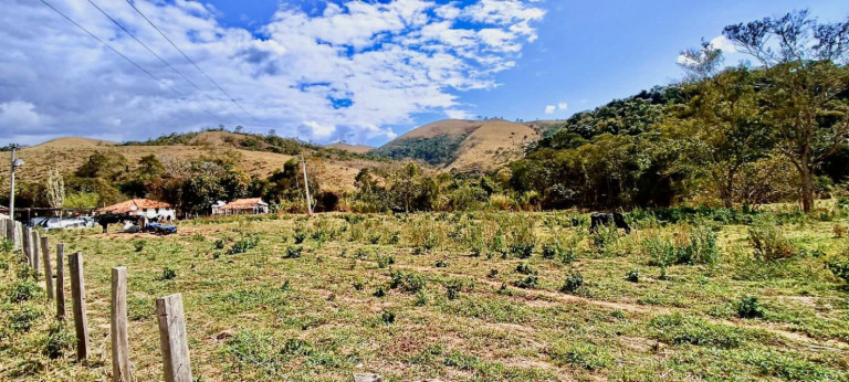 Imagem Fazenda à Venda, 100 m² em Centro - Silveiras Imagem Fazenda à Venda, 100 m² em Centro - Silveiras