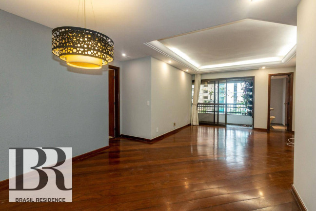 Apartamento com 4 Quartos para Alugar, 140 m² em Moema - São Paulo