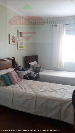 Imagem Casa com 2 Quartos à Venda, 199 m² em Centro - Taubaté Imagem Casa com 2 Quartos à Venda, 199 m² em Centro - Taubaté