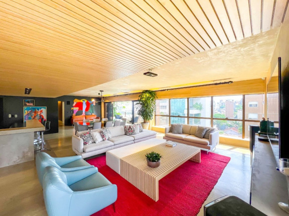 Imagem Apartamento com 3 Quartos à Venda, 261 m² em Petrópolis - Porto Alegre Imagem Apartamento com 3 Quartos à Venda, 261 m² em Petrópolis - Porto Alegre