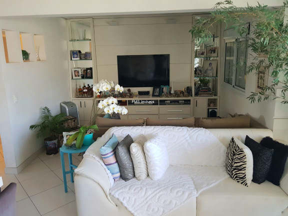 Imagem Imóvel com 4 Quartos à Venda, 130 m² em Vila Andrade - São Paulo Imagem Imóvel com 4 Quartos à Venda, 130 m² em Vila Andrade - São Paulo