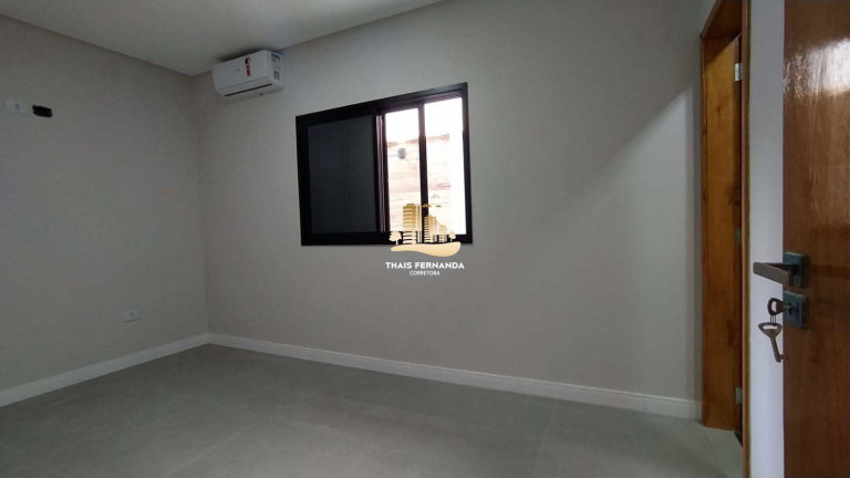 Imagem Casa com 3 Quartos à Venda, 280 m² em Flórida - Praia Grande Imagem Casa com 3 Quartos à Venda, 280 m² em Flórida - Praia Grande
