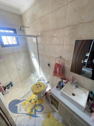 Imagem Casa com 4 Quartos à Venda, 240 m² em Centro - Torres Imagem Casa com 4 Quartos à Venda, 240 m² em Centro - Torres