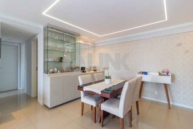 Imagem Apartamento com 3 Quartos à Venda, 82 m² em São Geraldo - Porto Alegre Imagem Apartamento com 3 Quartos à Venda, 82 m² em São Geraldo - Porto Alegre