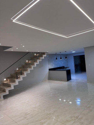Imagem Casa com 3 Quartos à Venda, 187 m² em Vila De Abrantes (abrantes) - Camaçari Imagem Casa com 3 Quartos à Venda, 187 m² em Vila De Abrantes (abrantes) - Camaçari