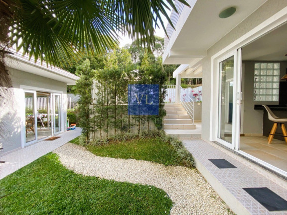 Imagem Casa com 4 Quartos à Venda, 435 m² em Cachoeira - Curitiba Imagem Casa com 4 Quartos à Venda, 435 m² em Cachoeira - Curitiba