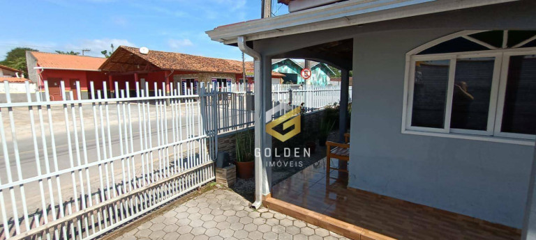 Imagem Casa com 2 Quartos à Venda, 100 m² em Centro - Tijucas Imagem Casa com 2 Quartos à Venda, 100 m² em Centro - Tijucas