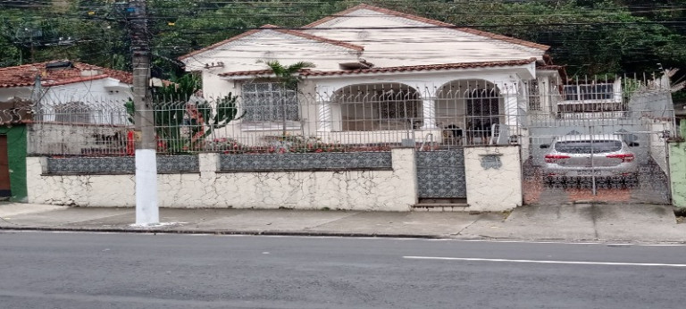 Imagem Casa com 4 Quartos à Venda, 170 m² em Méier - Rio De Janeiro Imagem Casa com 4 Quartos à Venda, 170 m² em Méier - Rio De Janeiro