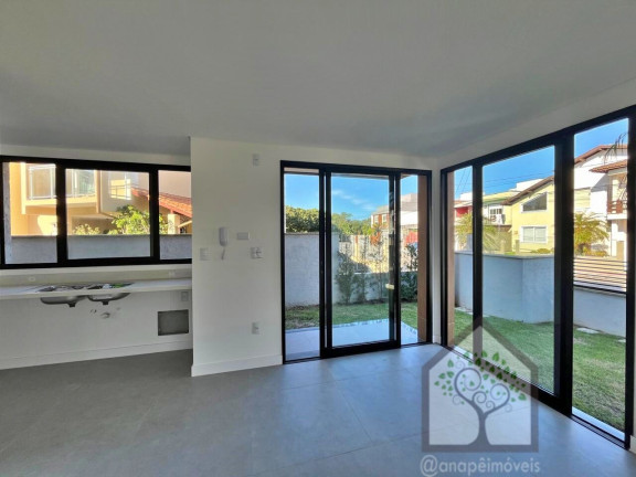 Imagem Casa com 3 Quartos à Venda, 123 m² em Campeche - Florianópolis Imagem Casa com 3 Quartos à Venda, 123 m² em Campeche - Florianópolis