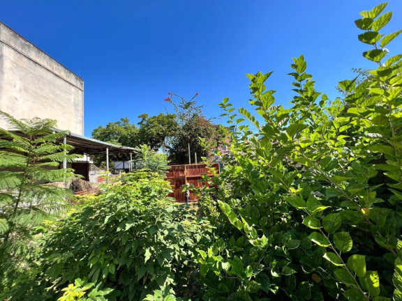 Imagem Terreno à Venda, 360 m² em Floresta - Porto Alegre Imagem Terreno à Venda, 360 m² em Floresta - Porto Alegre