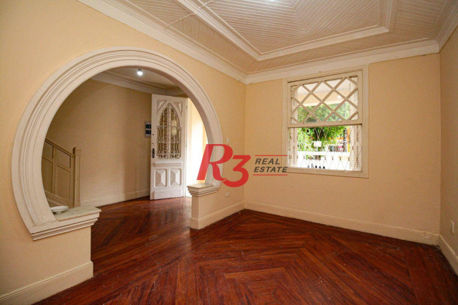 Imagem Casa com 4 Quartos à Venda ou Locação, 212 m² em Gonzaga - Santos Imagem Casa com 4 Quartos à Venda ou Locação, 212 m² em Gonzaga - Santos