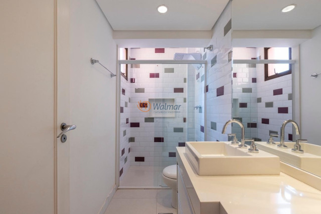 Imagem Imóvel com 4 Quartos à Venda, 181 m² em Cambuí - Campinas Imagem Imóvel com 4 Quartos à Venda, 181 m² em Cambuí - Campinas