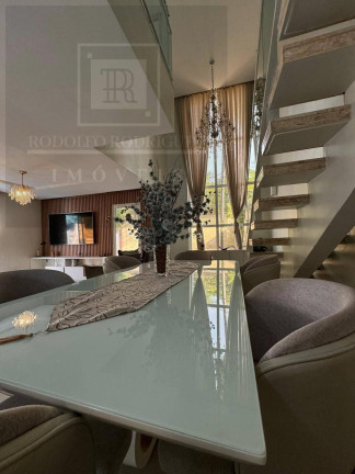 Imagem Casa com 4 Quartos à Venda, 330 m² em Precabura - Eusébio