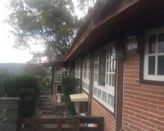 Imagem Casa com 4 Quartos à Venda, 600 m² em Itaipú - Niterói Imagem Casa com 4 Quartos à Venda, 600 m² em Itaipú - Niterói