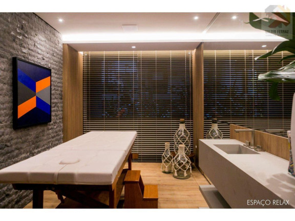 Imagem Apartamento com 3 Quartos à Venda, 131 m² em Agronômica - Florianópolis