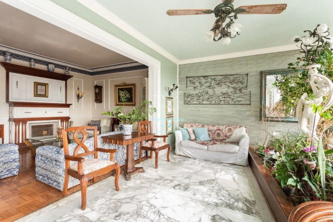 Imagem Casa com 4 Quartos à Venda, 460 m² em Pacaembu - São Paulo Imagem Casa com 4 Quartos à Venda, 460 m² em Pacaembu - São Paulo