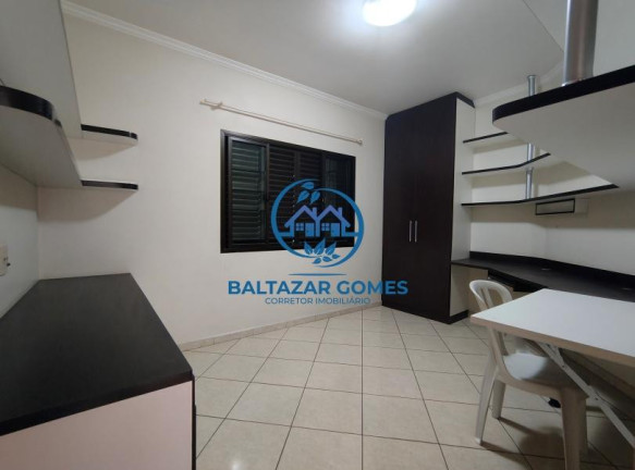 Imagem Casa com 4 Quartos à Venda, 250 m² em Centro - Suzano Imagem Casa com 4 Quartos à Venda, 250 m² em Centro - Suzano
