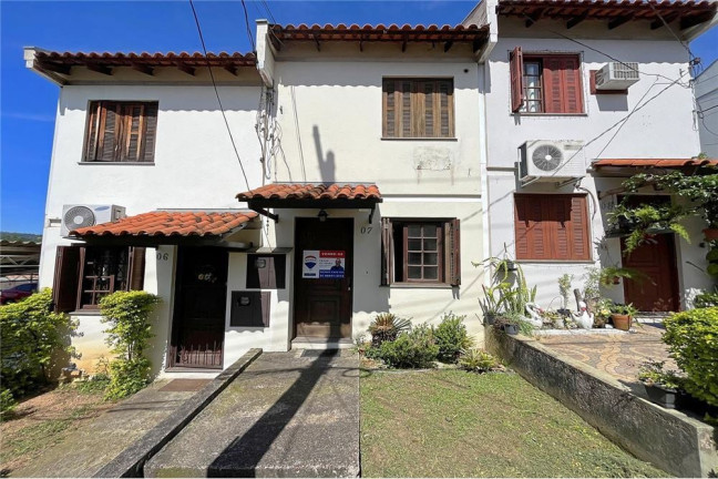 Imagem Casa com 2 Quartos à Venda, em Vila Nova - Porto Alegre Imagem Casa com 2 Quartos à Venda, em Vila Nova - Porto Alegre