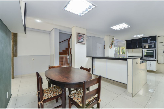 Imagem Casa com 4 Quartos à Venda, em Planalto Paulista - São Paulo Imagem Casa com 4 Quartos à Venda, em Planalto Paulista - São Paulo