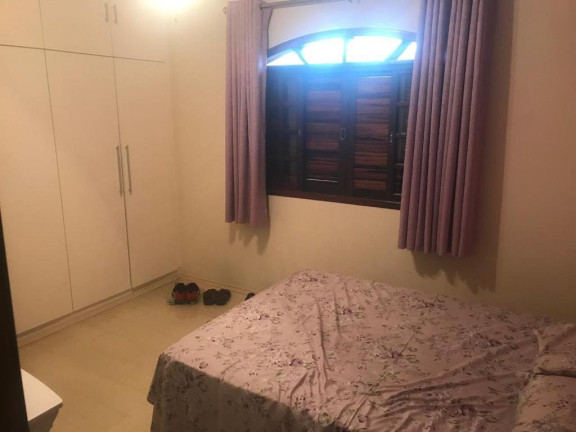 Casa com 3 Quartos à Venda, 225 m² em Jardim Vila Galvão - Guarulhos