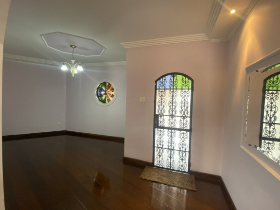Imagem Casa com 3 Quartos à Venda, 182 m² em Vila Industrial - São José Dos Campos