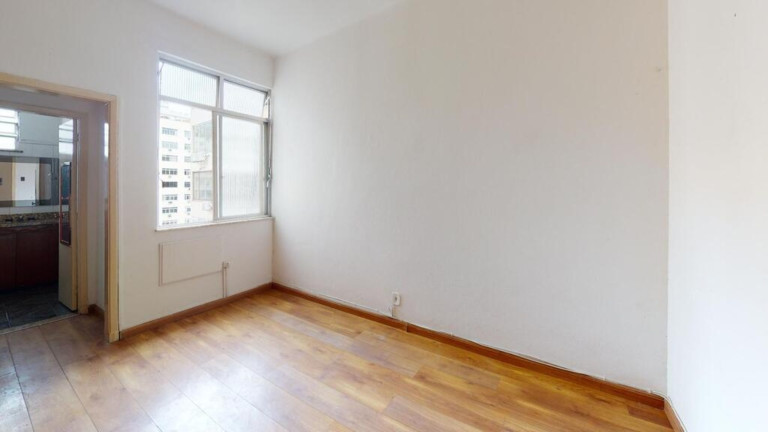 Imagem Imóvel com 1 Quarto à Venda, 45 m² em Copacabana - Rio De Janeiro Imagem Imóvel com 1 Quarto à Venda, 45 m² em Copacabana - Rio De Janeiro