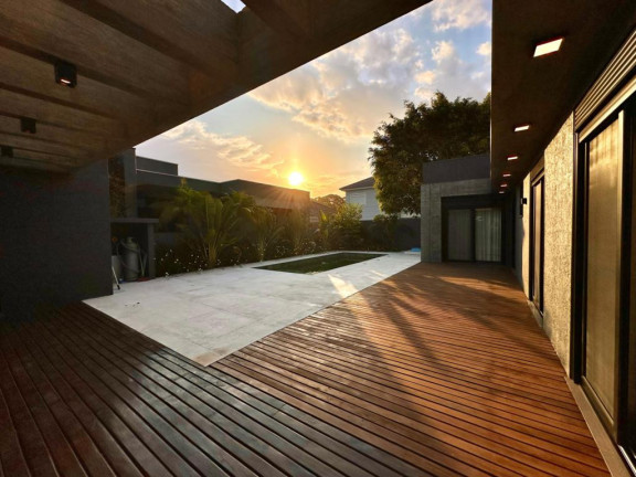Imagem Casa com 4 Quartos à Venda, 270 m² em Morada Do Sol - Capao Da Canoa Imagem Casa com 4 Quartos à Venda, 270 m² em Morada Do Sol - Capao Da Canoa