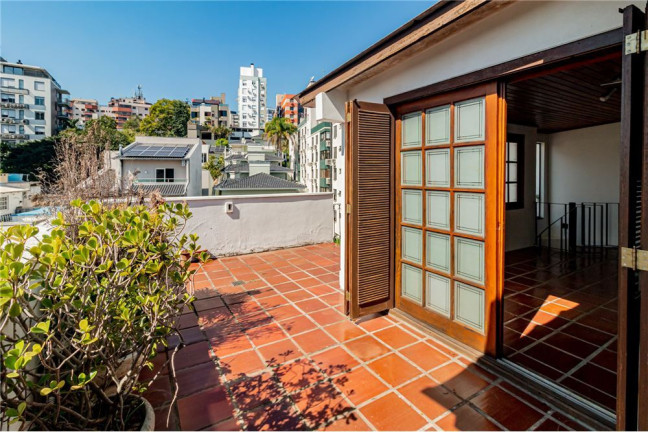 Imagem Imóvel com 2 Quartos à Venda, em Menino Deus - Porto Alegre Imagem Imóvel com 2 Quartos à Venda, em Menino Deus - Porto Alegre