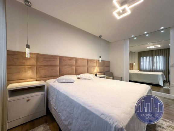 Imagem Apartamento com 3 Quartos à Venda, 199 m² em Centro - Balneário Camboriú Imagem Apartamento com 3 Quartos à Venda, 199 m² em Centro - Balneário Camboriú