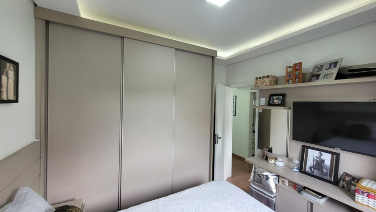 Imagem Apartamento com 2 Quartos à Venda, 52 m² em Saguaçu - Joinville