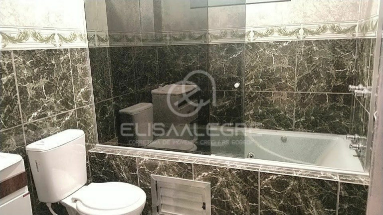 Imagem Casa com 3 Quartos à Venda, 150 m² em Harmonia - Canoas Imagem Casa com 3 Quartos à Venda, 150 m² em Harmonia - Canoas