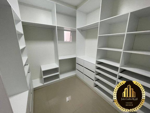 Imagem Casa com 3 Quartos à Venda, 272 m² em Urucunema - Eusébio
