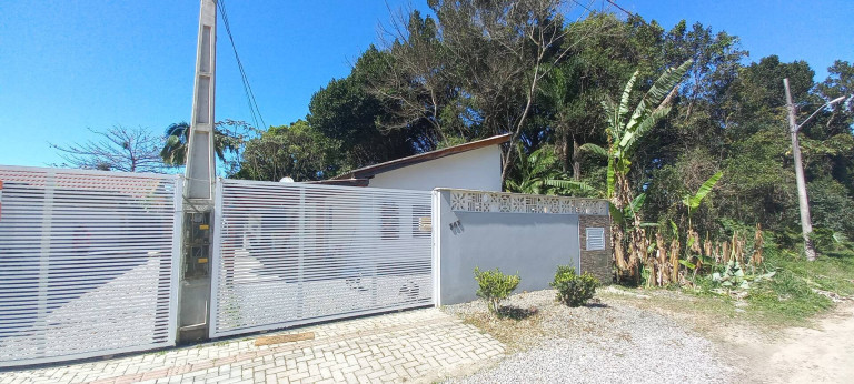Imagem Casa com 2 Quartos à Venda, 100 m² em Mariscal - Bombinhas Imagem Casa com 2 Quartos à Venda, 100 m² em Mariscal - Bombinhas